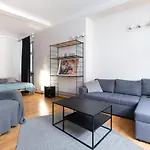 10 Guests, 70m2, Center Of Old Town, Wi-fi, Streaming 塔林