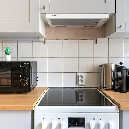 Διαμέρισμα 12 Guests, 70m2, Center Of Old Town, Wi-fi, Streaming