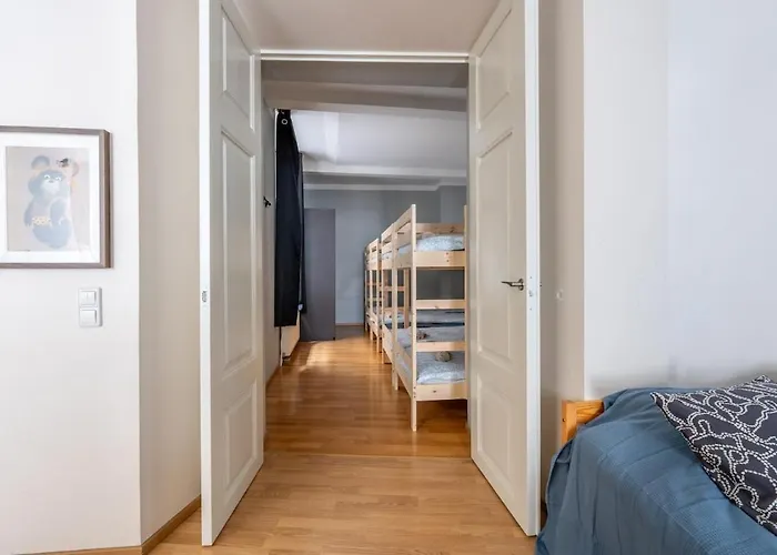 12 Guests, 70m2, Center Of Old Town, Wi-fi, Streaming