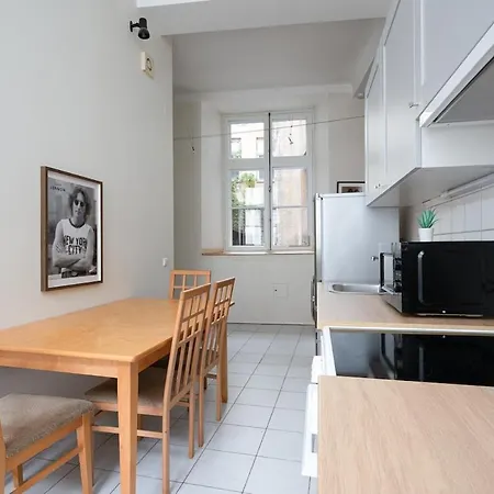 Appartement 12 Guests, 70m2, Center Of Old Town, Wi-fi, Streaming