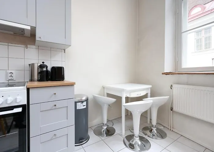 12 Guests, 70m2, Center Of Old Town, Wi-fi, Streaming Appartement